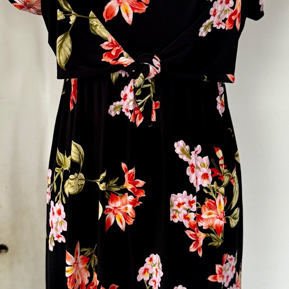 Tommy Bahama "Petal of Honor" cap-sleeve dress